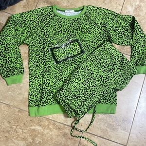 Woman’s lounge outfit